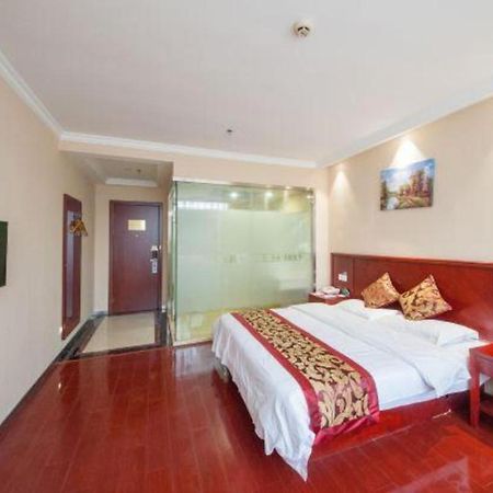Greentree Inn Jiangsu Nantong Qidong Bus Station Express Hotel Hexingzhen Exteriér fotografie